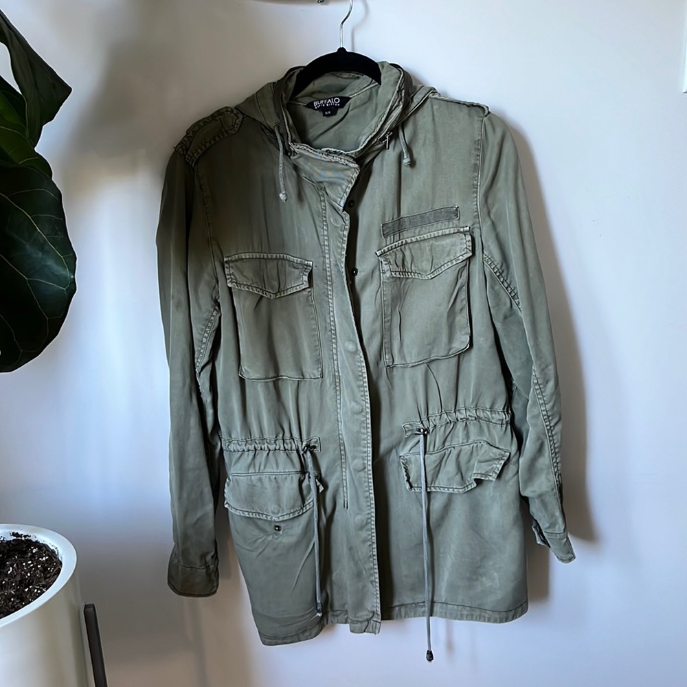 BUFFALO Lightweight Jacket - Picture 2 of 7